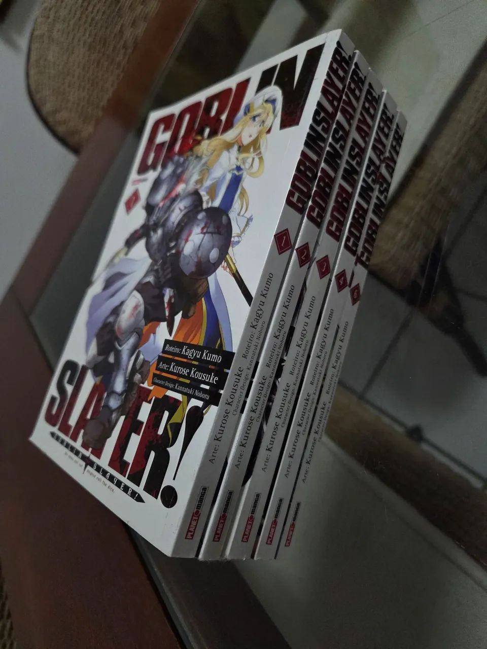 Goblin Slayer volumes 1, 2, 3, 4 e 6. - Foto 2