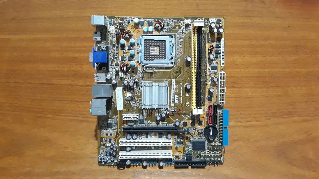 [DEFEITO] 2 Placas-mãe LGA775 - Foto 4