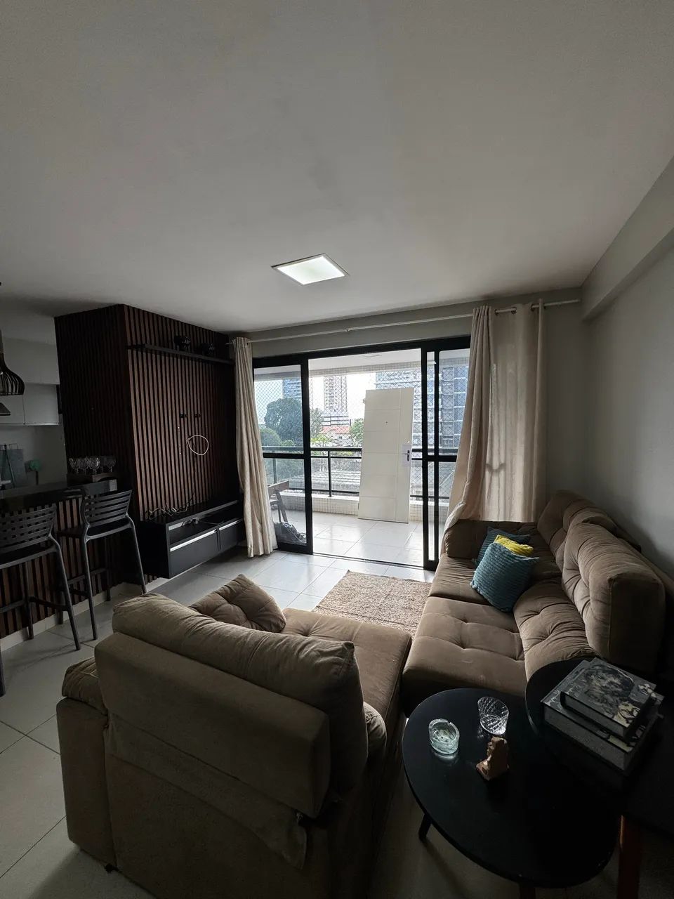 Ed. Quadra Residence, 92m², 2 quartos, sendo 1 suíte e 2 vagas