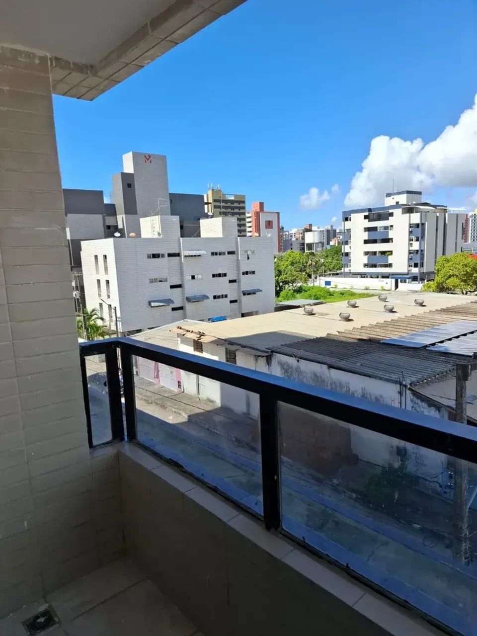 Apartamento em Intermares C/110m² 3 Quartos, 1 Suíte, Varanda, 01 Vaga C/DCE - Foto 2