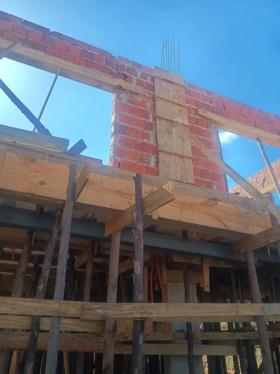 Trabalho de empreiteiro  - Foto 2