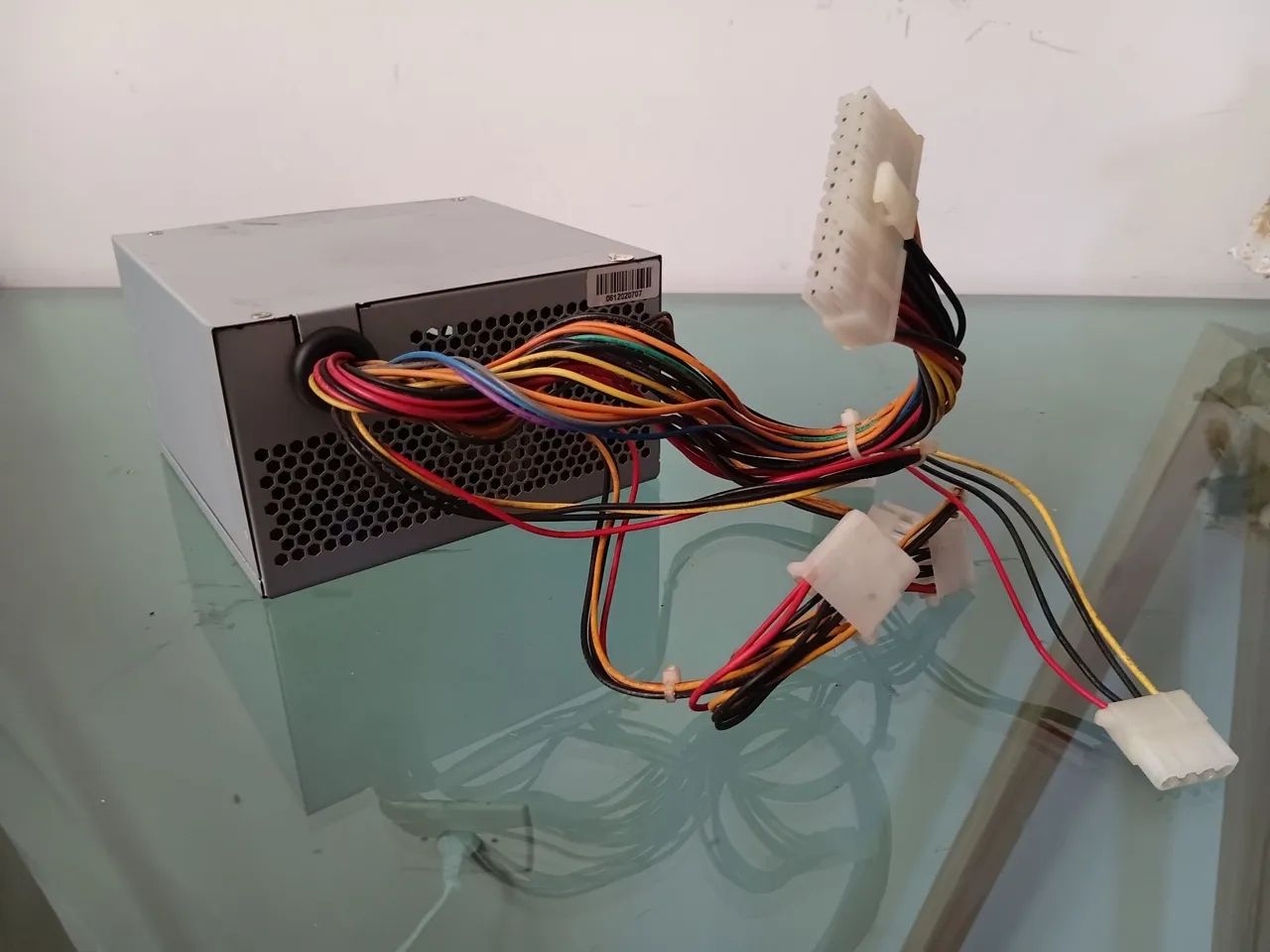 Fonte ATX Cpu 230W Perfeito funcionamento  - Foto 4