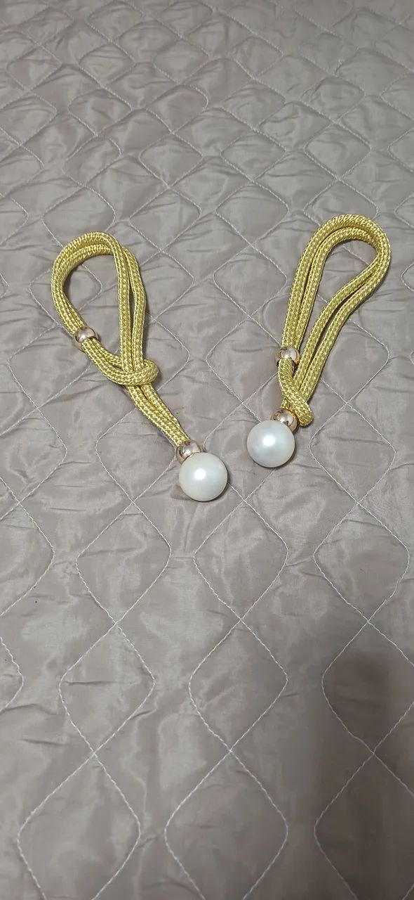 Prendedor de cortina com perola