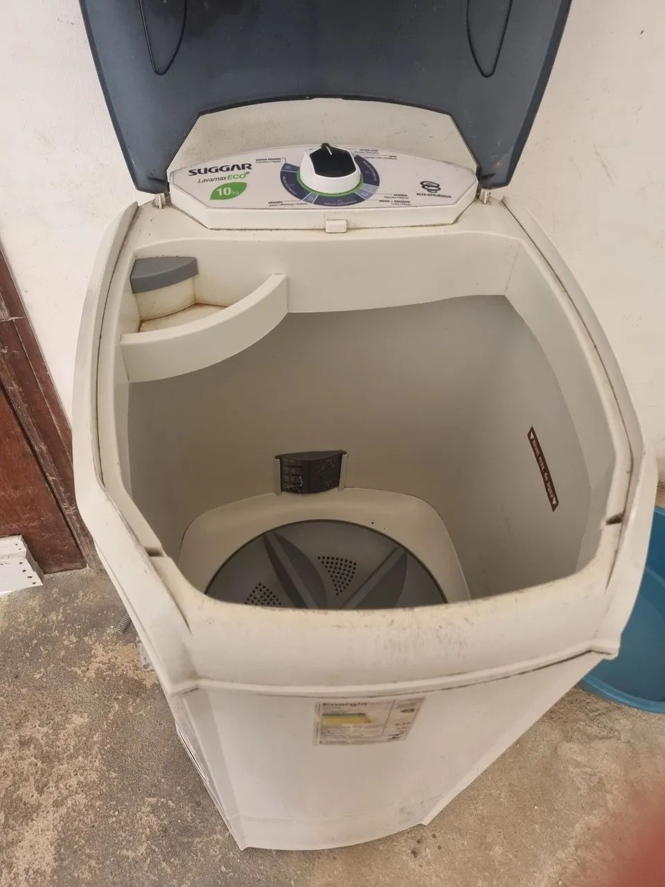 Um tranquilo de lavar roupa  - Foto 4