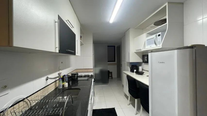 3 Quartos + DCE Completa | Totalmente Mobiliado | 1 Quadra da Praia da Ponta Verde - Foto 4