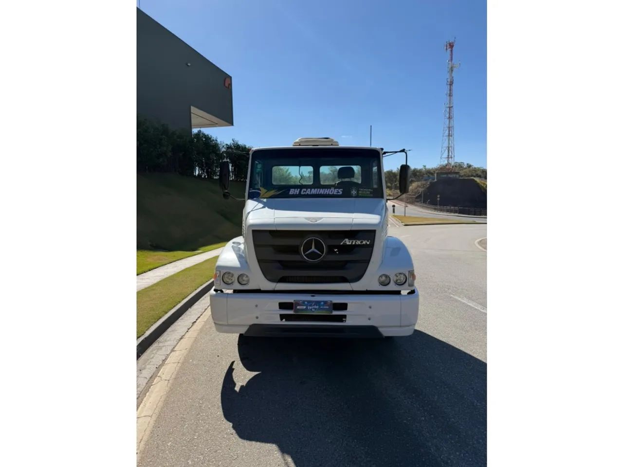 Mercedes-benz Atron 2014 - Foto 3
