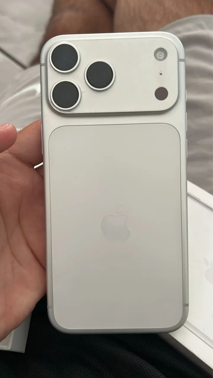 iPhone 17 pro max 256gb ativado 03/08 zerado - Foto 4