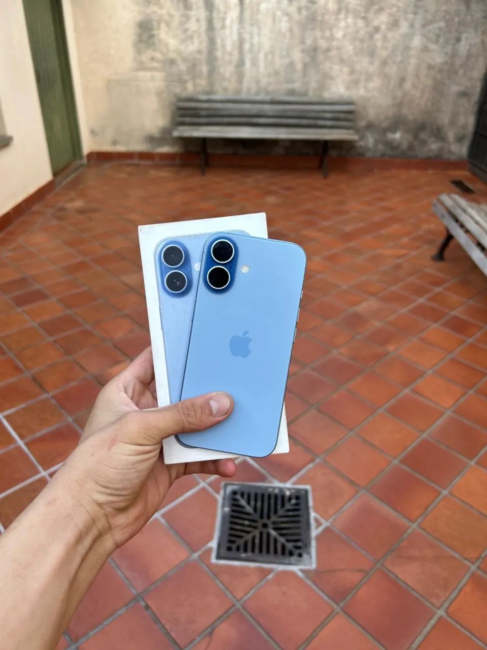 iPhone 17 256GB Azul | Bateria 100% | 6 Meses de Uso - Foto 2