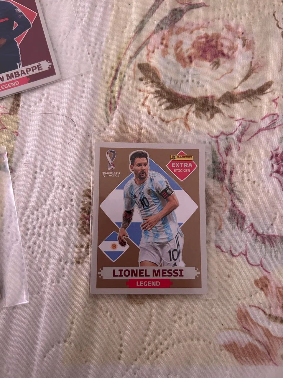 Figurinha Legend Messi Bronze, Copa 2022 Oroginal Panini - Foto 2