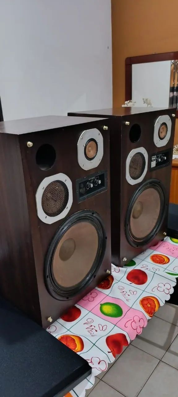 Caixas polyvox opus 90