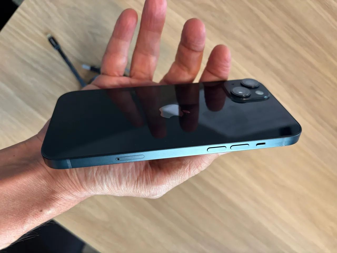 Celular iPhone 14 Plus  - Foto 3