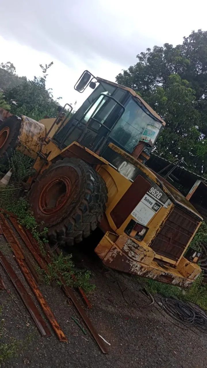 PÁ CARREGADEIRA 962