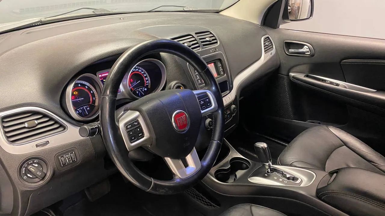 Fiat Freemont 2.4 16V 5P Aut., foto 18 de 20