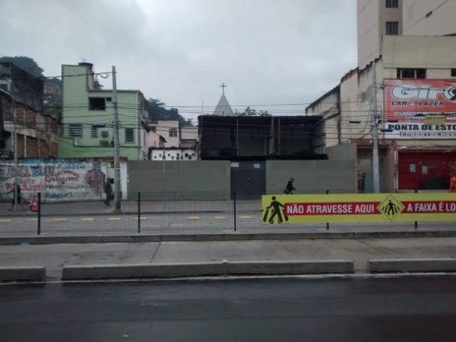 Terreno de 444m2 em Madureira
