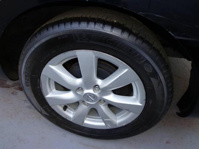 Nissan Versa 1.6 SL MECANICO - Foto 13