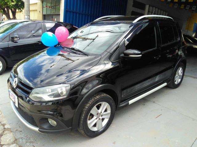 Crossfox 1.6 Flex Completo + Teto Solar