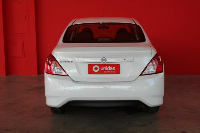 Nissan Versa - Foto 6
