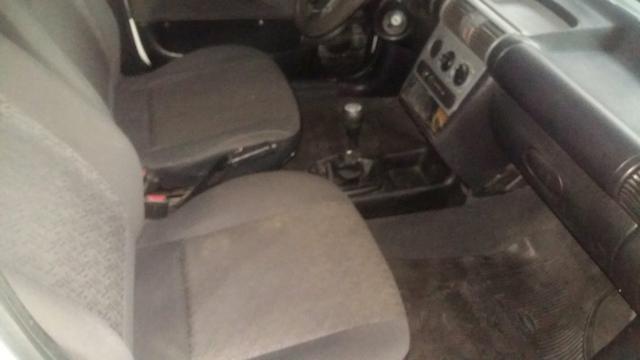Gm Chevrolet Corsa sedam - Foto 2