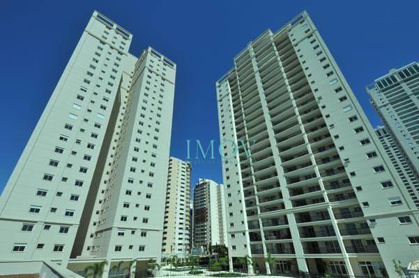 Apartamento com 3 dormitórios para alugar, 194 m² por R$ 4.500,00 mês - Jardim Aquarius -