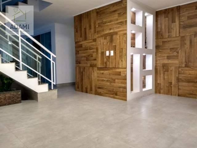 Excelente Casa Duplex, de Alto Padrão, no bairro Costazul. - Foto 4