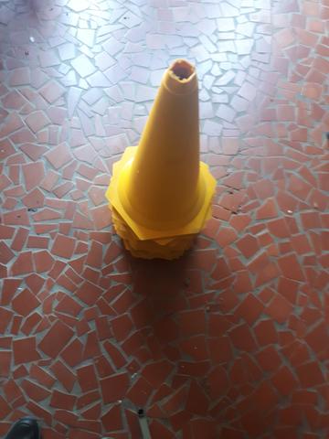 Cones a r$10.00Material para segurança contenção de pessoas para estabelecimentos - Foto 2