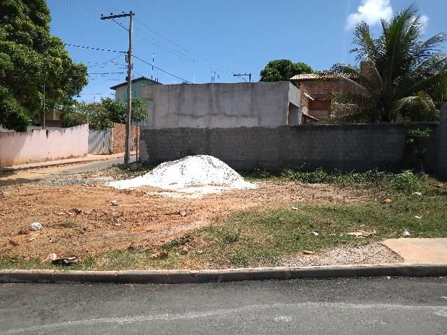 Vende sê esse terreno