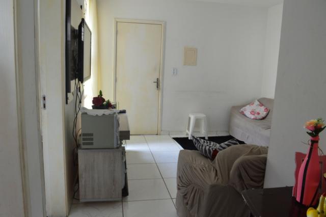 Apartamento com 2 quartos, garagem coberta demarcada e mais - Foto 8