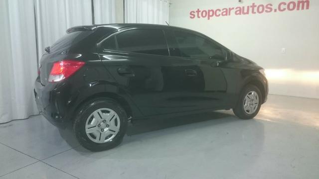 Onix LT Hathc 1.0 2013 - Foto 12