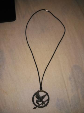 Cordão tordo jogos vorazes - Foto 2