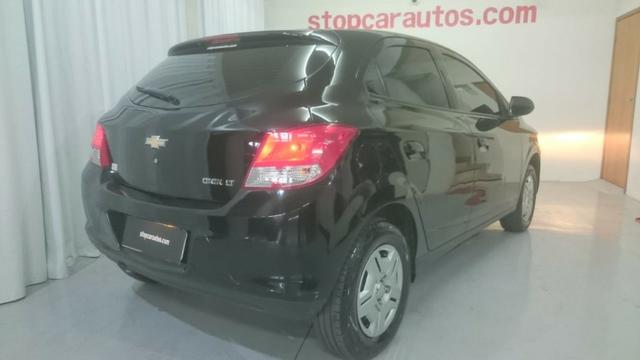 Onix LT Hathc 1.0 2013 - Foto 10