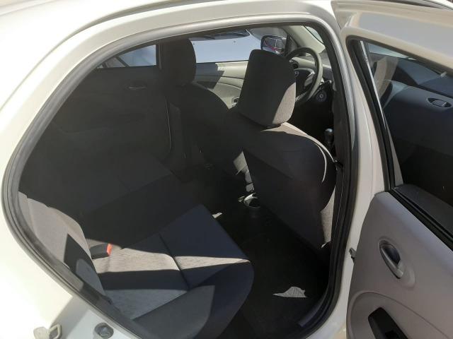 Toyata etios sedan sd xls 2013 única dona - Foto 4