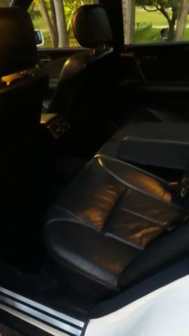 Mercedes E320 utilizada apenas em transporte de noivas - Foto 7