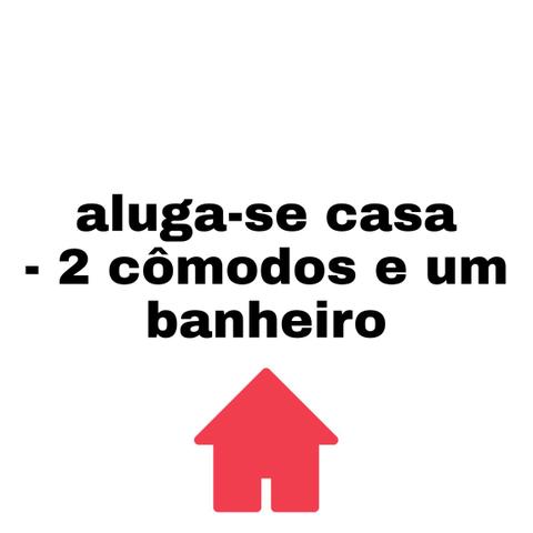 Aluga se casa de fundo