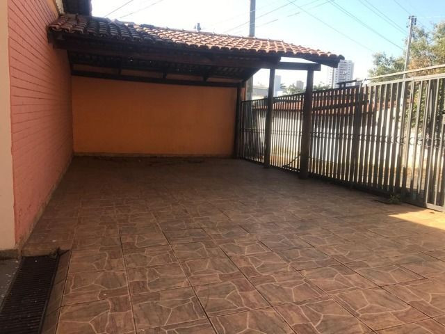 Casa - 4 quartos, setor dos funcionários, ótima oportunidade - Foto 2