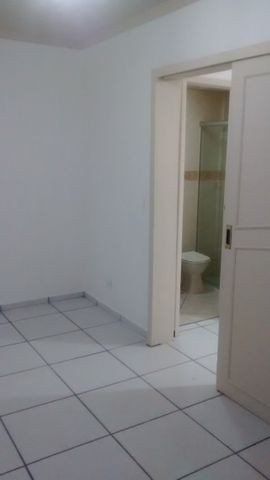 Alugo excelente apartamento com 01 quarto - Foto 4