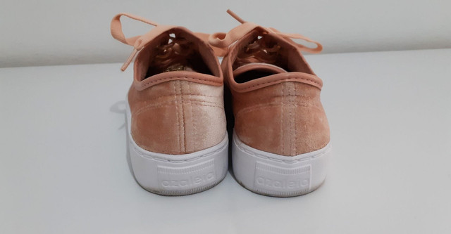 tenis rosa veludo