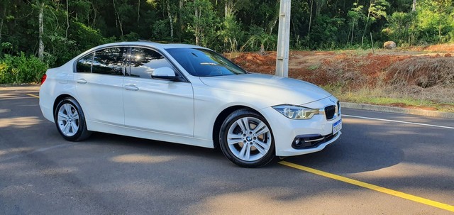 BMW 320I SPORT GP