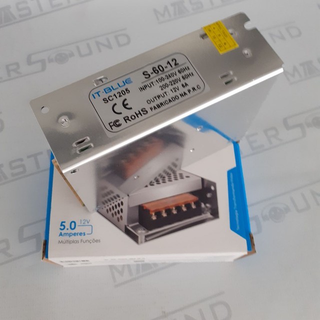 Fonte chaveada. 12volts. 5.0 amperes. Nova.