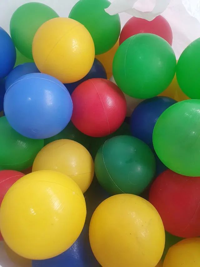 Brinquedos e Jogos: Bolas para Piscina de Bolinhas na