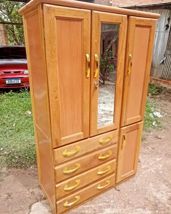 Guarda roupa de solteiro 3 portas e 4 gavetas NOVO! - Foto 2