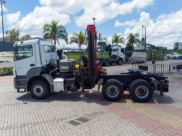 Mercedes-Benz Axor 3344 - 6x4 - 2019 - Munck 45 Palfinger - Foto 4
