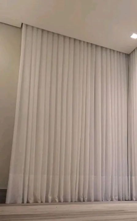 Cortinas de diversos tecidos e modelos 