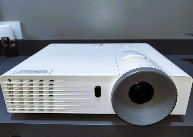 Alugo Data-show R$ 90 