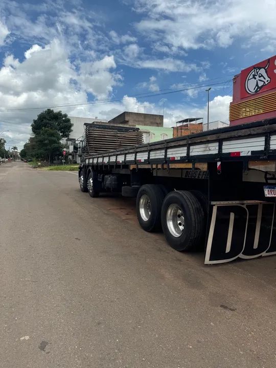 Caminhão Ford Cargo 2422 - 2012 - Foto 5