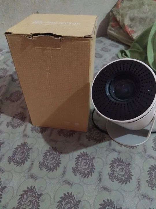 Projetor Portátil para Cinema em Casa - Foto 3