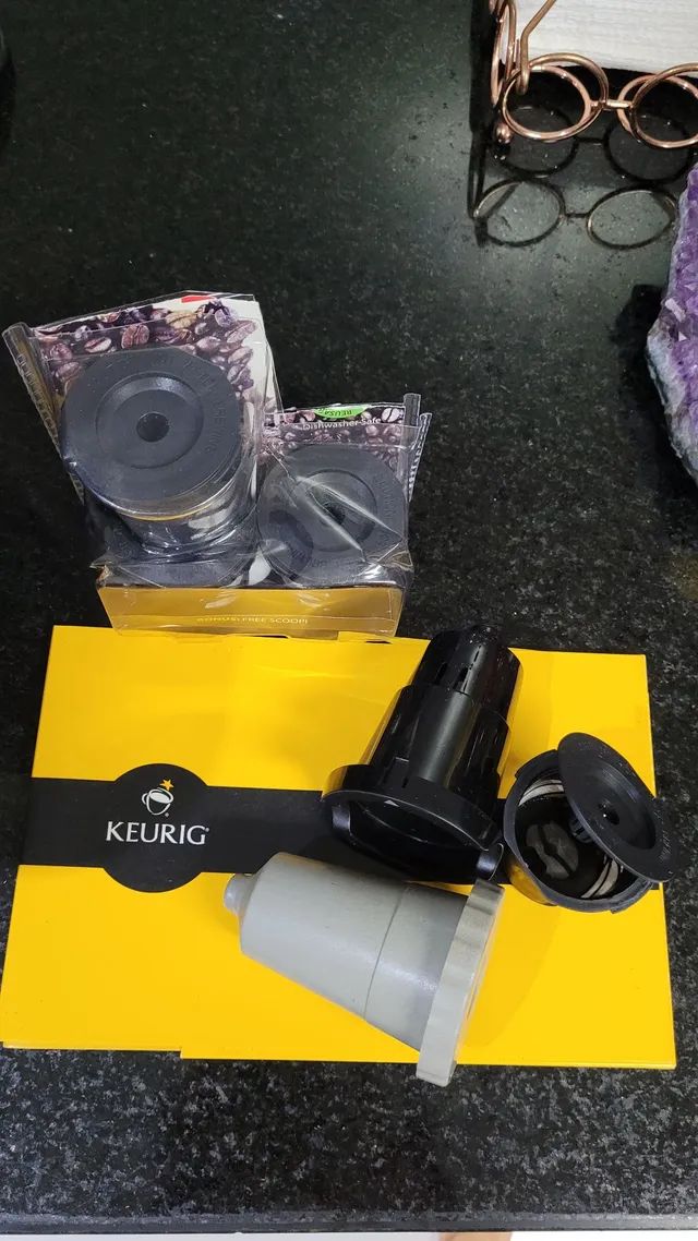 Cafeteira Keurig semi nova  - Foto 4