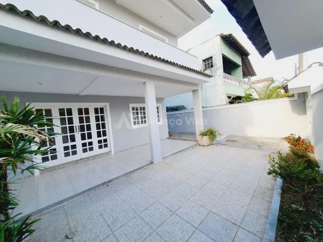 Vargem Pequena | Casa 4 quartos, sendo 2 suites