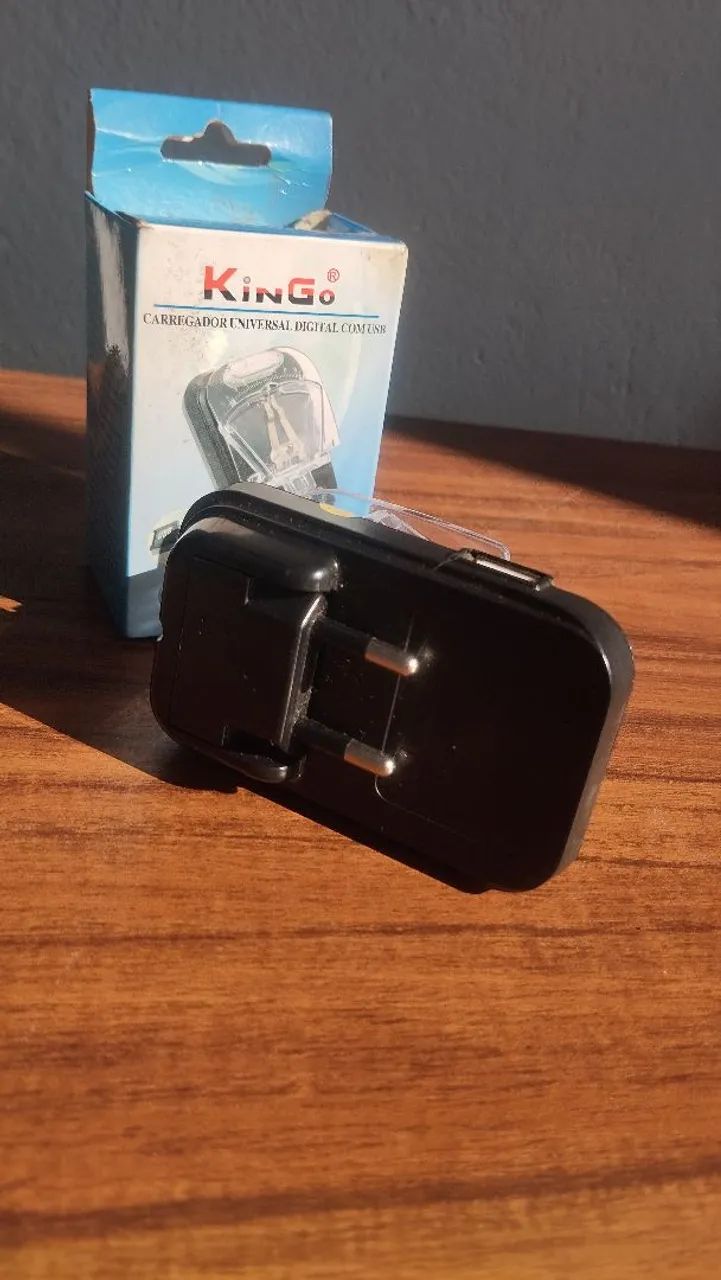 Carregador de Bateria Universal Digital com USB - Foto 5