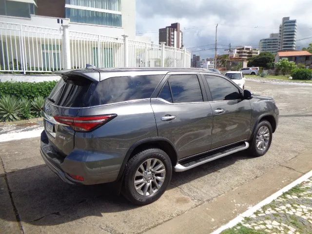 Hilux Sw4 2021 SRX Automático Diesel 4X4 Com 28.000 Km Rodados Blindada 7 Lugares - Foto 4