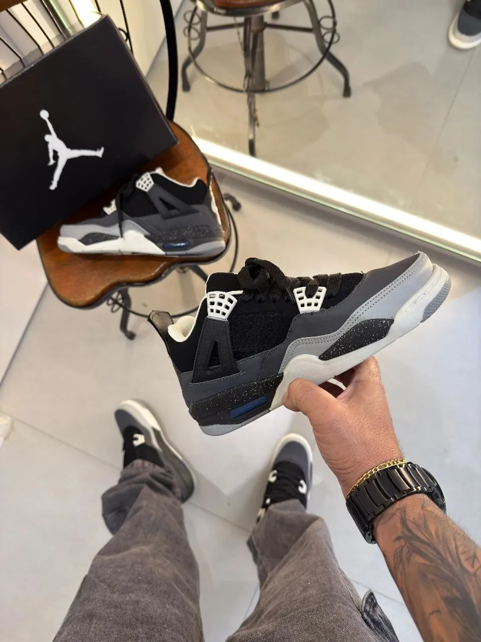 Tênis Nike Masculino Air Jordan 4 - Premium